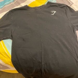 Black gym shark tee men’s medium